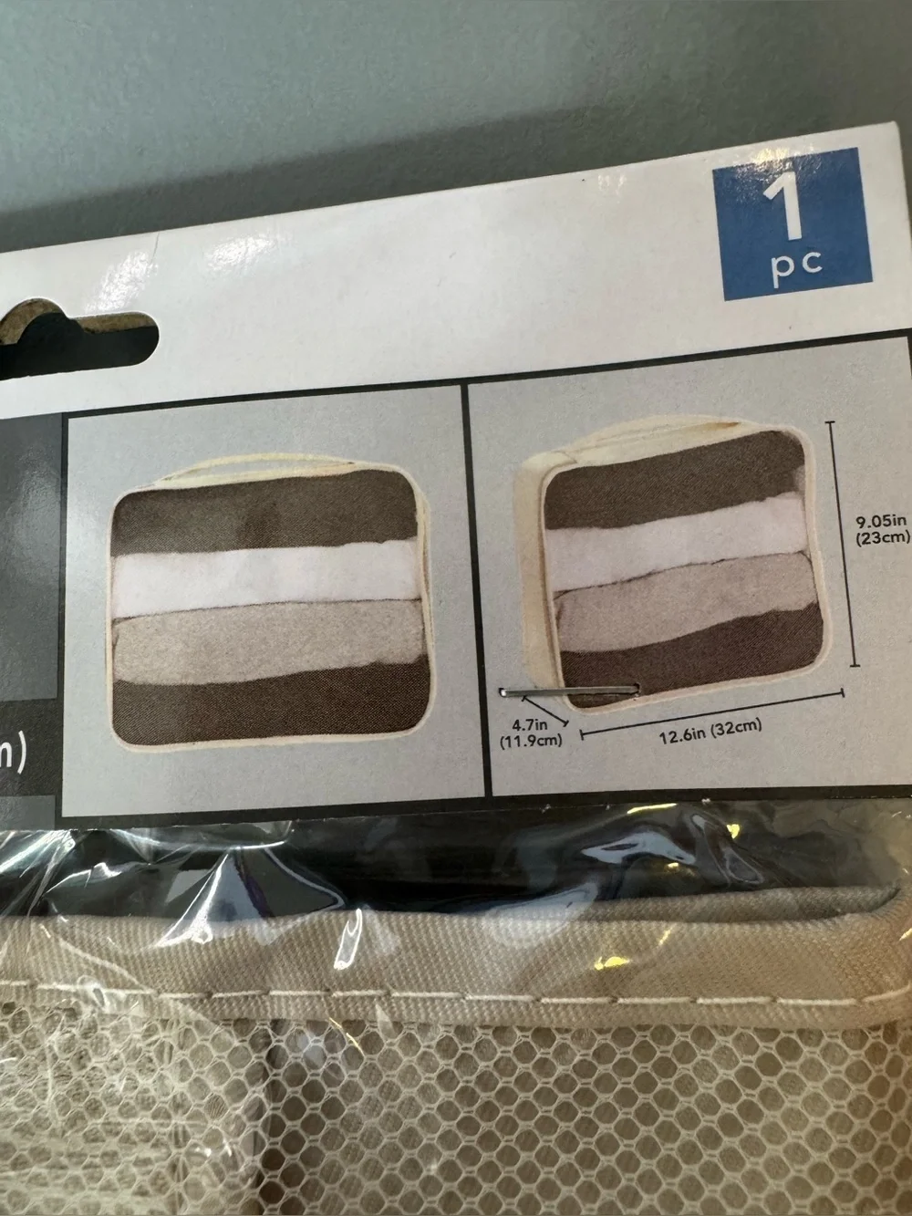 Closet Essentials Beige Mesh zipper Storage Cube travel on the go